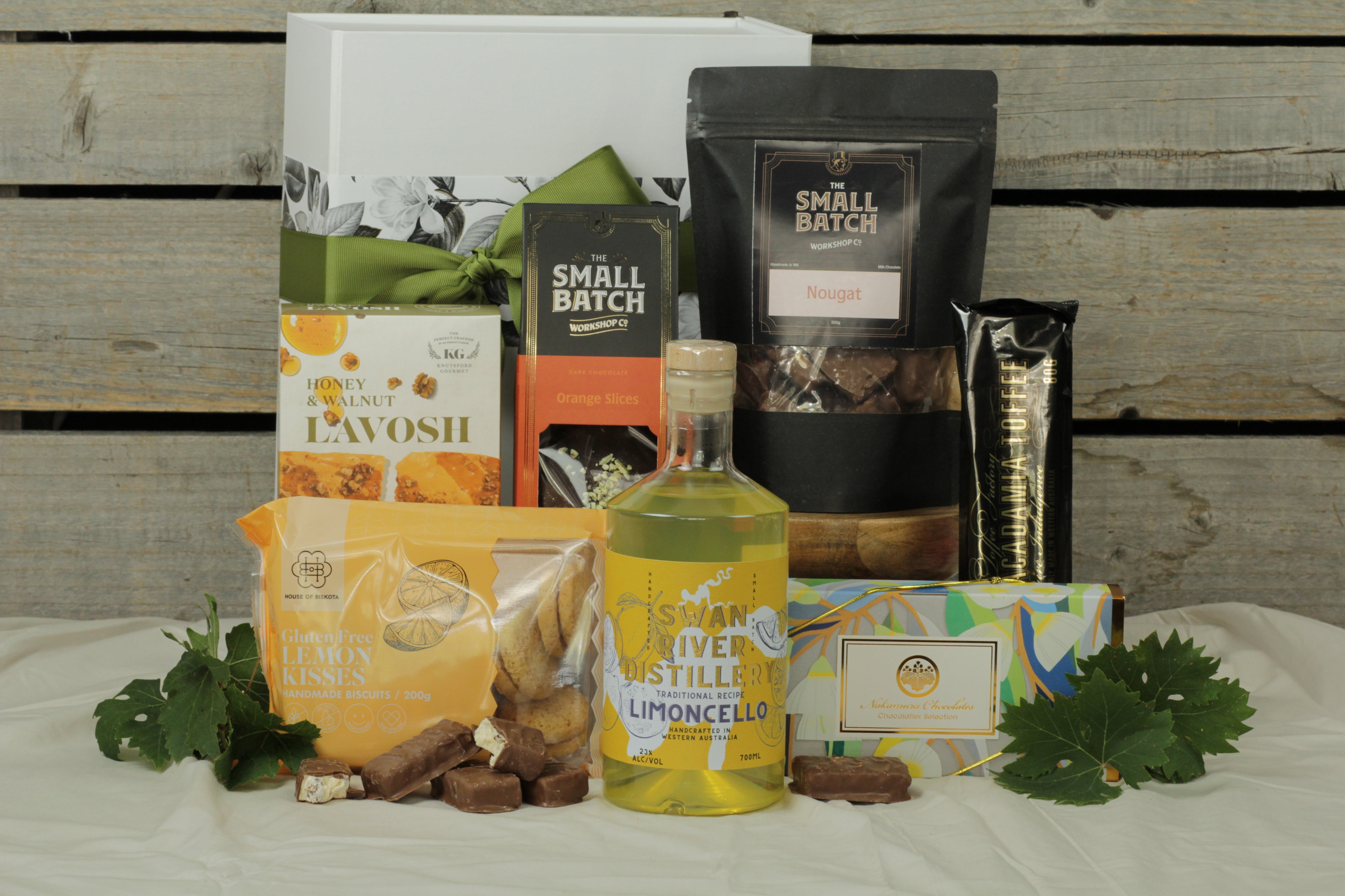 Limoncello & Sweet Treats Hamper
